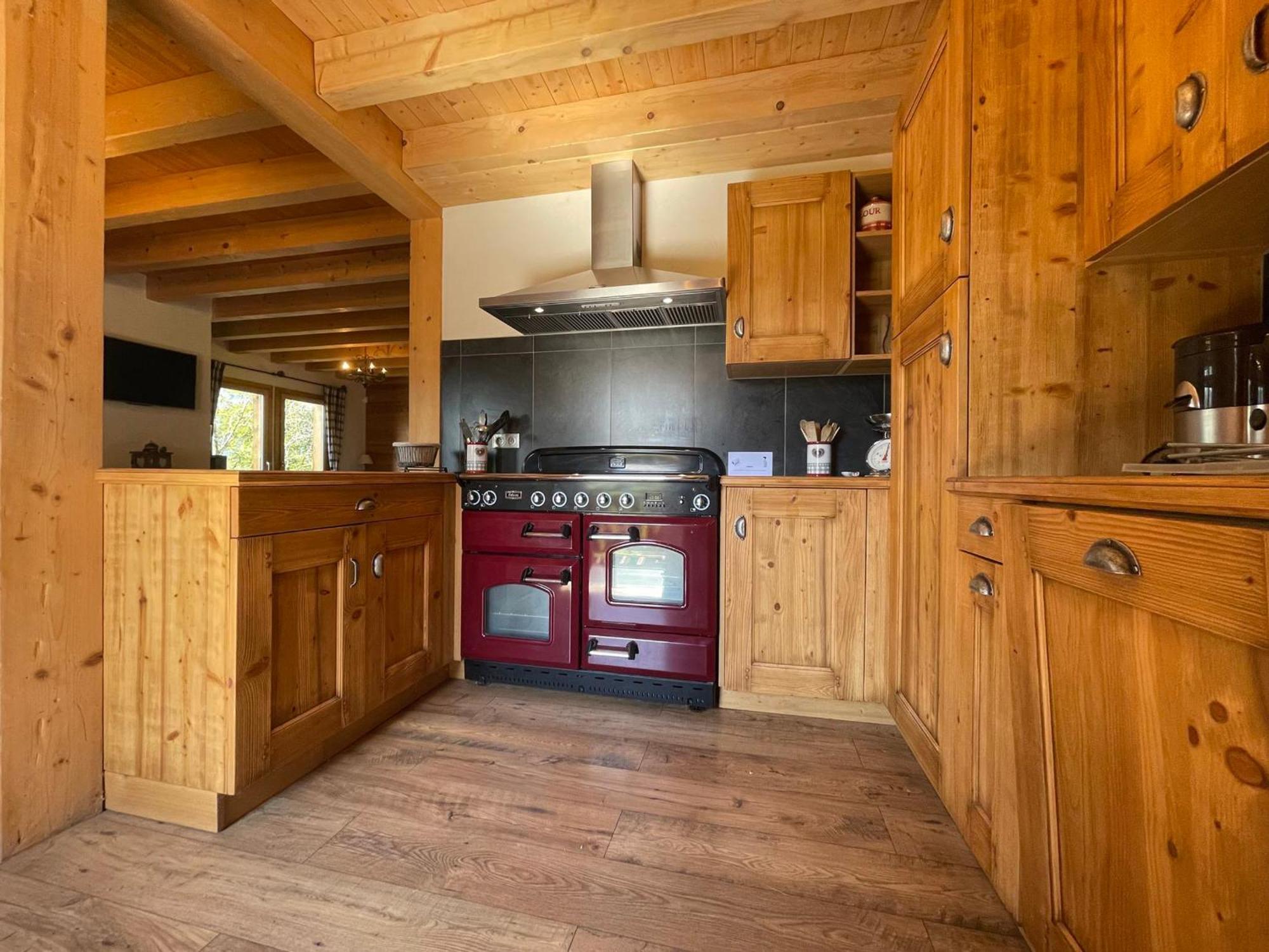 Chalet Savoyard Avec Jardin, Poele A Bois Et Wifi - Fr-1-624-11 Verchaix Buitenkant foto